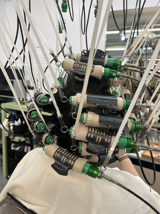 청주 복대동 미용실 여자 긴머리 웨이브펌 시술중3