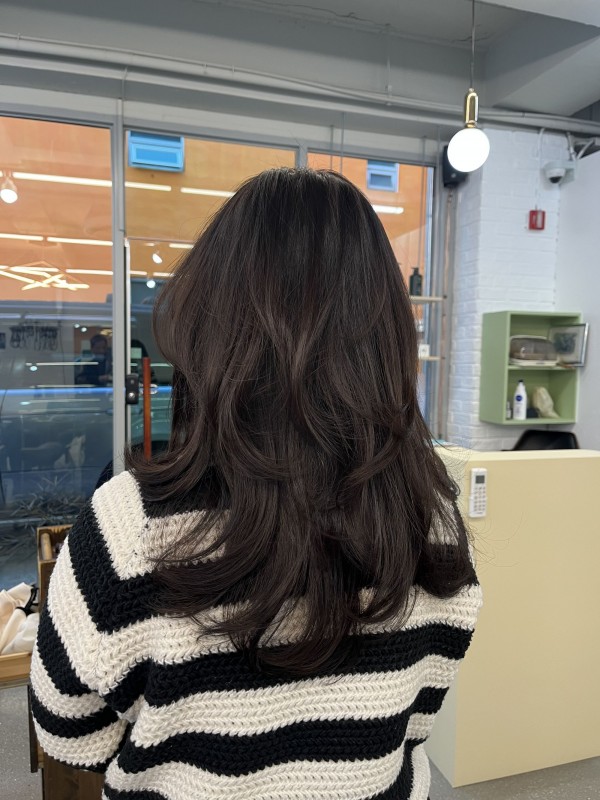 청주 복대동 미용실 레이어드컷 완성휴 뒷모습