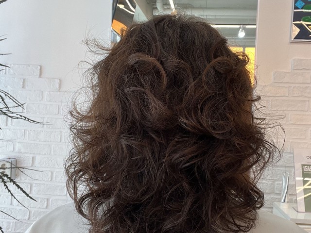 가는모발과 손상을 보완하는 복구셋팅 S컬펌