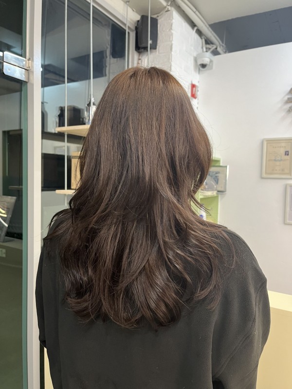 청주 복대동 미용실 레이어드 C컬펌 완성후 뒷모습
