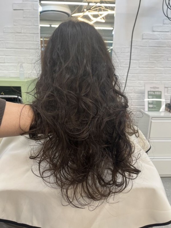 청주 복대동 미용실 여자 긴머리 웨이브펌 시술중9