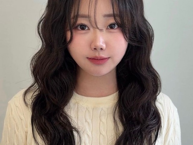 성신여대 미용실 살롱드바이퍼스트 은비 러블리하고 귀여운 무드를 만들어주는…