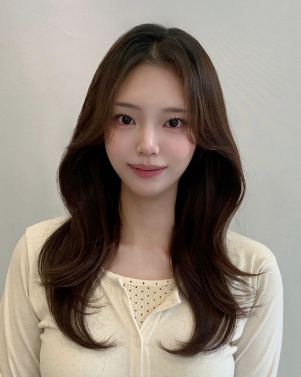 성북구 미용실 살롱드바이퍼스트 은비 굵은웨이브펌 완성후 앞모습