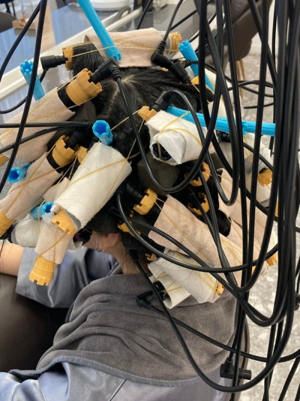 성신여대역 미용실 살롱드바이퍼스트은비 비오는 장마철에도 예쁜 긴머리 굵은히피펌 시술중2