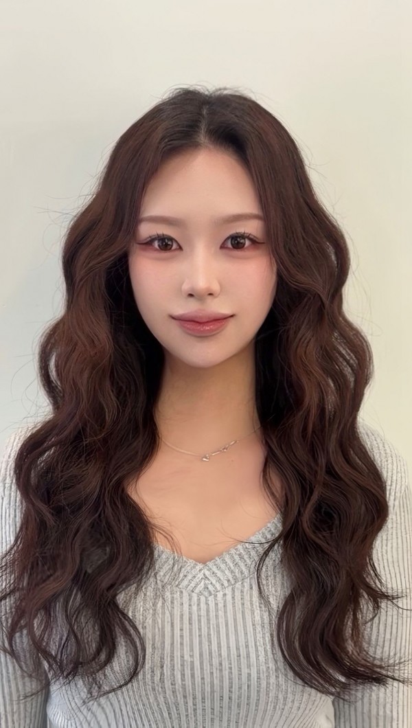 성신여대 미용실 살롱드바이퍼스트은비 볼륨 없는 긴머리에 추천하는 젤리펌 완성