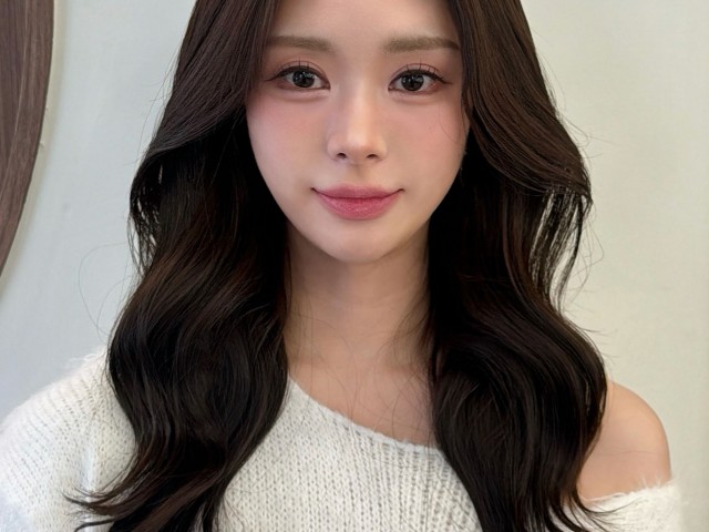 성북구 미용실 살롱드바이퍼스트은비 축 처지는 긴머리 고민이라면, 얼굴형까…