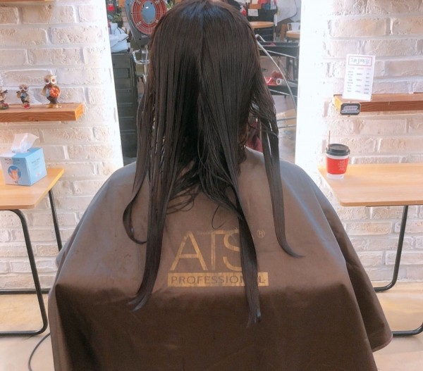 성신여대 미용실 레이어드컷과 함께한 레이어드펌 시술중4