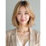 골든 블론드 턱밑 스트레이트 단발+사이드뱅