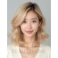 골든 블론드 턱밑 컬 단발+사이드뱅