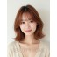 베이지 브라운 쇄골 인버티드 단발+사이드뱅