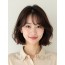 초콜릿 브라운 턱선 인버티드 단발