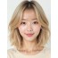 샌드 블론드 귀밑 스트레이트 단발