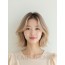 머쉬룸 블론드 어깨 스택 단발