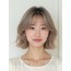 애쉬 베이지 쇄골 웨이브 단발+커튼뱅