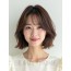 애쉬 브라운 어깨 텍스처 단발+뱅