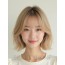 샌드 블론드 턱밑 비대칭 단발+풀뱅