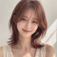 여자 중단발 허쉬컷과 로즈 브라운 염색